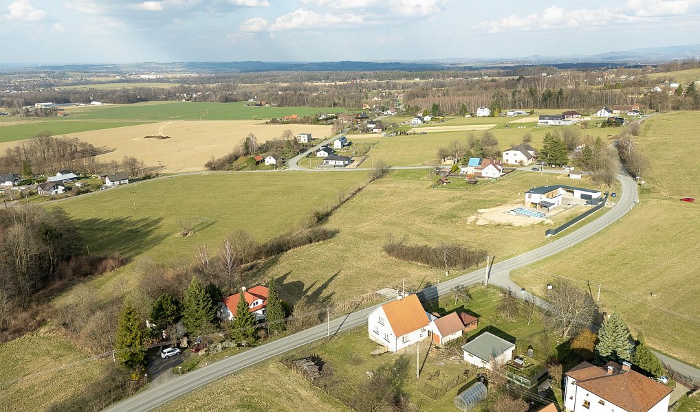 Prodej stavebního pozemku 3 033 m², Vyšní Lhoty – náhled fotky 5