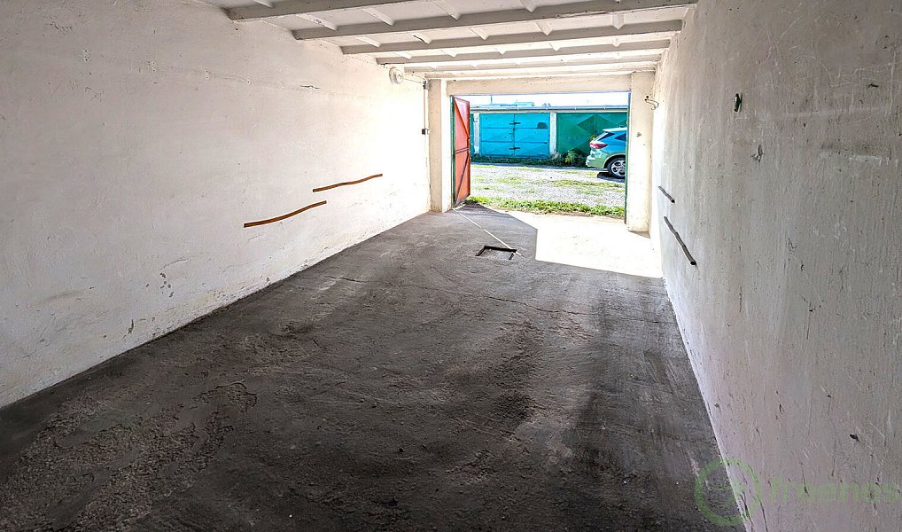 Prodej garáže v Hradci Králové, Čajkovského, Hradec Králové – náhled fotky 3