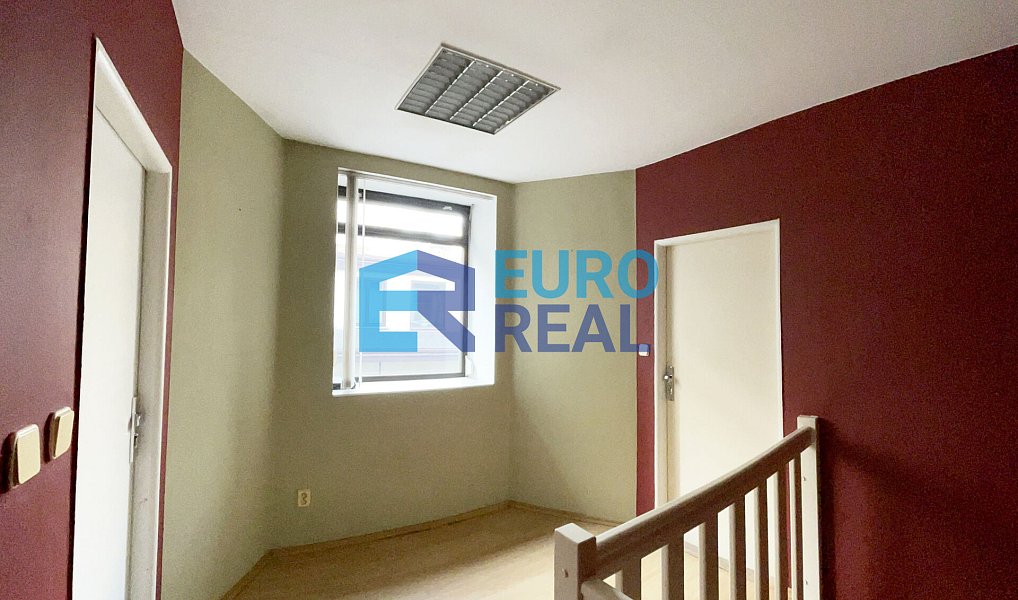 Pronájem kanceláře 25 m², Praha – náhled fotky 2