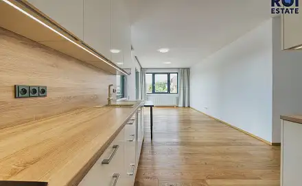 Pronájem bytu 3+kk 88 m², Žižkova, Horoměřice, okres Praha-západ