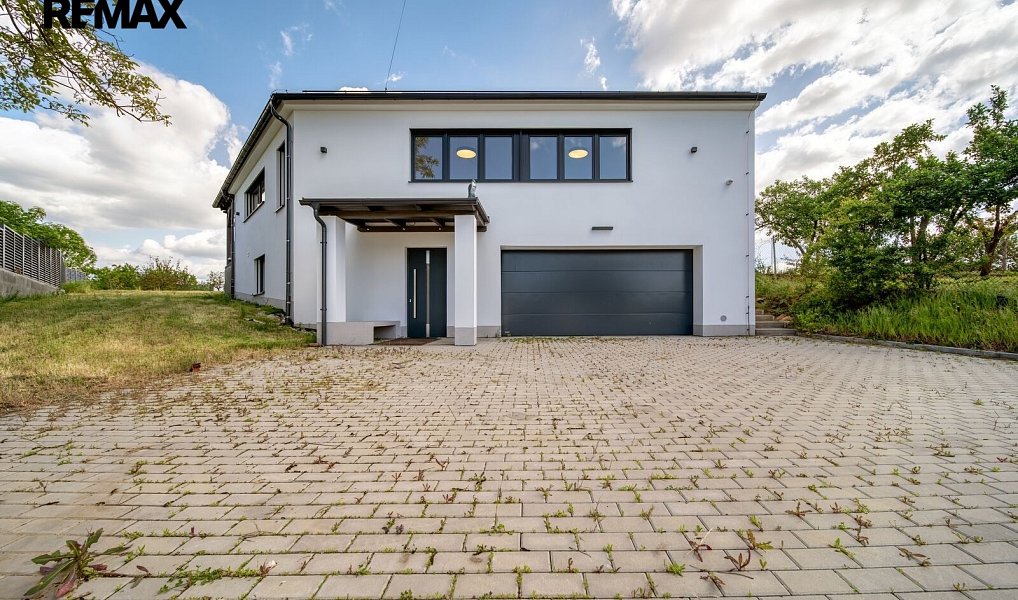 Prodej domu 167 m² s pozemkem 830 m², Šumice – náhled fotky 3
