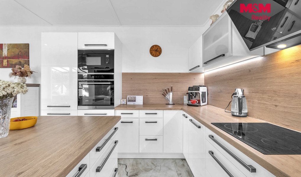 Prodej domu 175 m² s pozemkem 1 733 m², Kněžmost – náhled fotky 3
