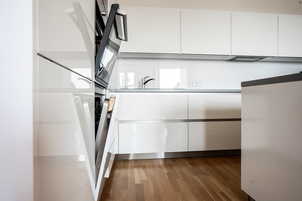 Pronájem bytu 4+kk 96 m² – fotografie 3