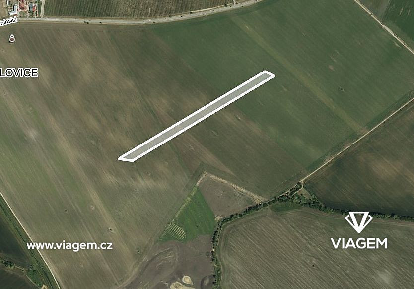 Prodej pole 2 216 m²