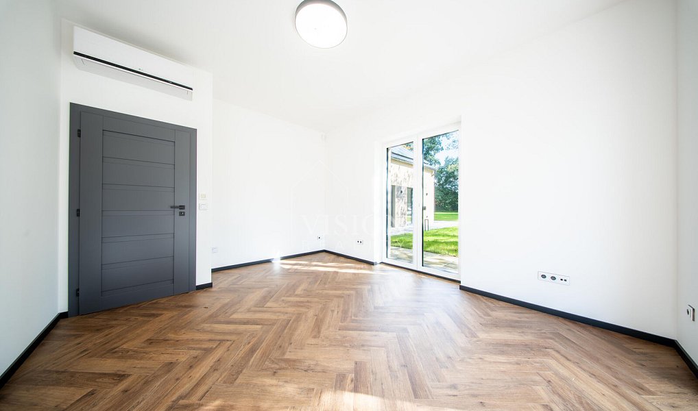 Prodej domu 272 m² s pozemkem 1 091 m², Kamenice – náhled fotky 13