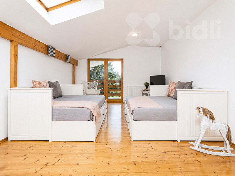 Prodej domu 250 m² s pozemkem 11 733 m² — photo 4