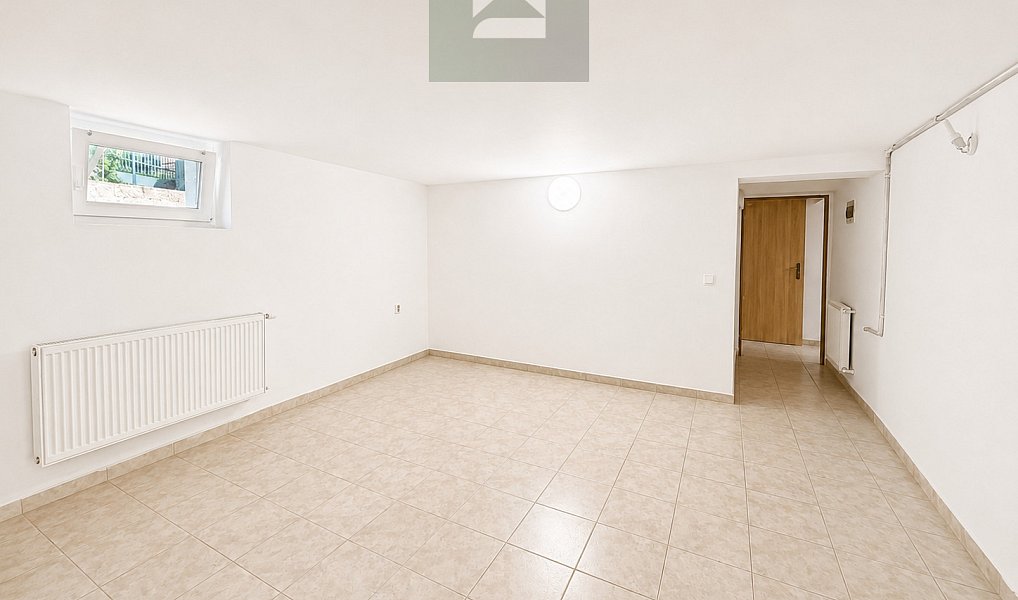 Prodej domu 200 m² s pozemkem 296 m², Plzeň – náhled fotky 16