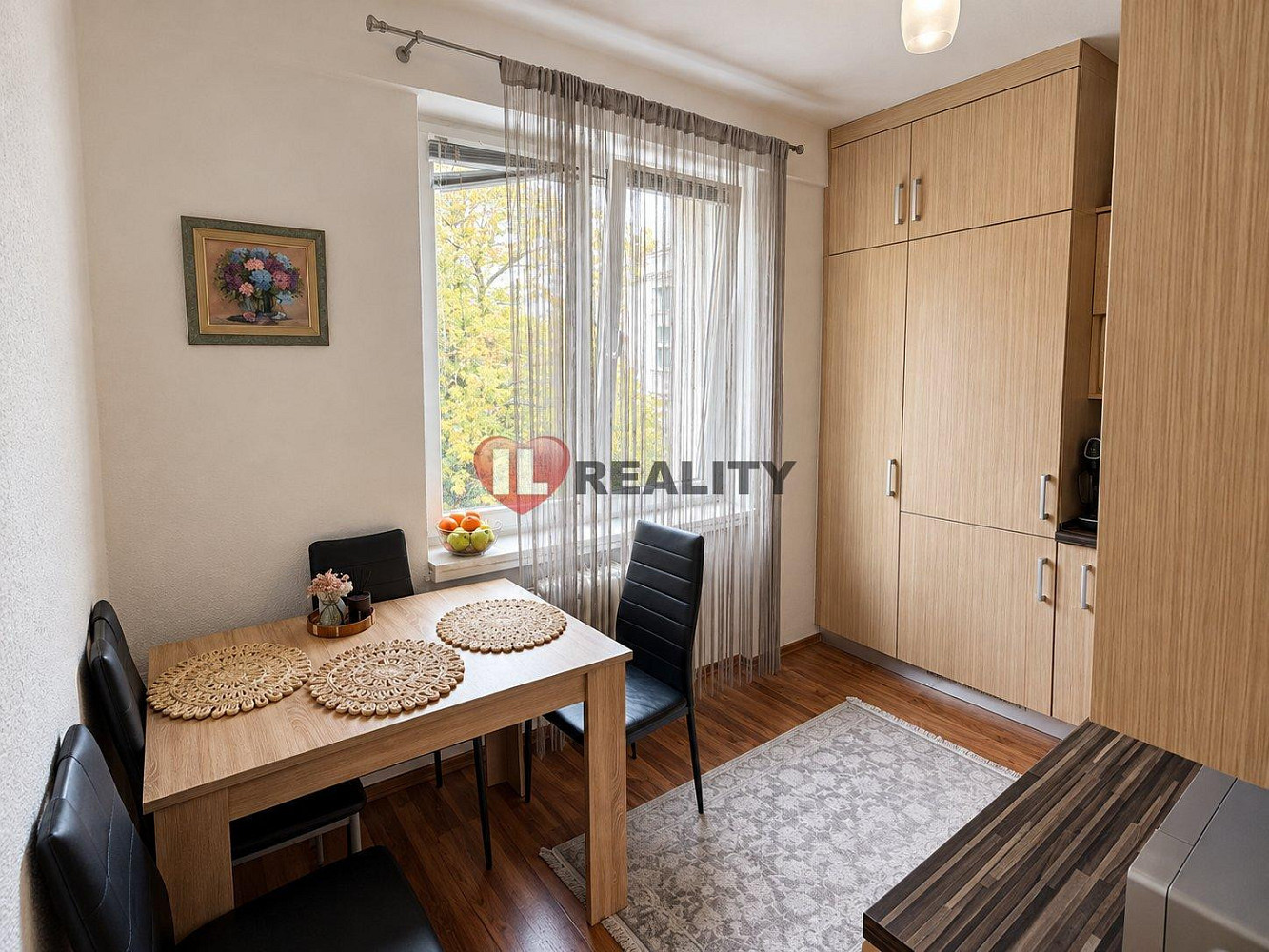 Prodej bytu 2+1 56 m² – fotografie 3