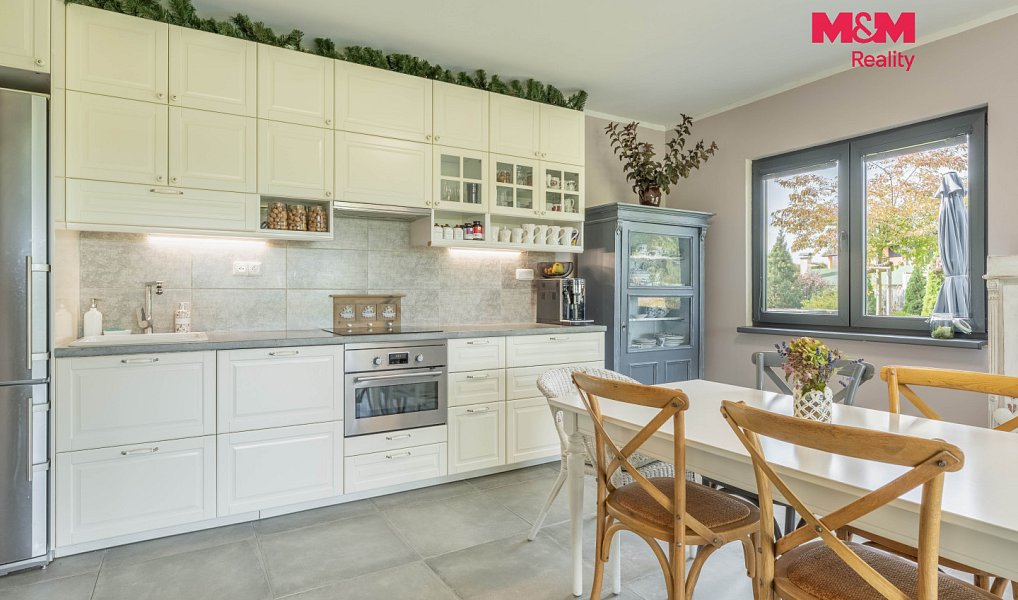 Prodej domu 85 m² s pozemkem 1 005 m², Sulice – náhled fotky 14