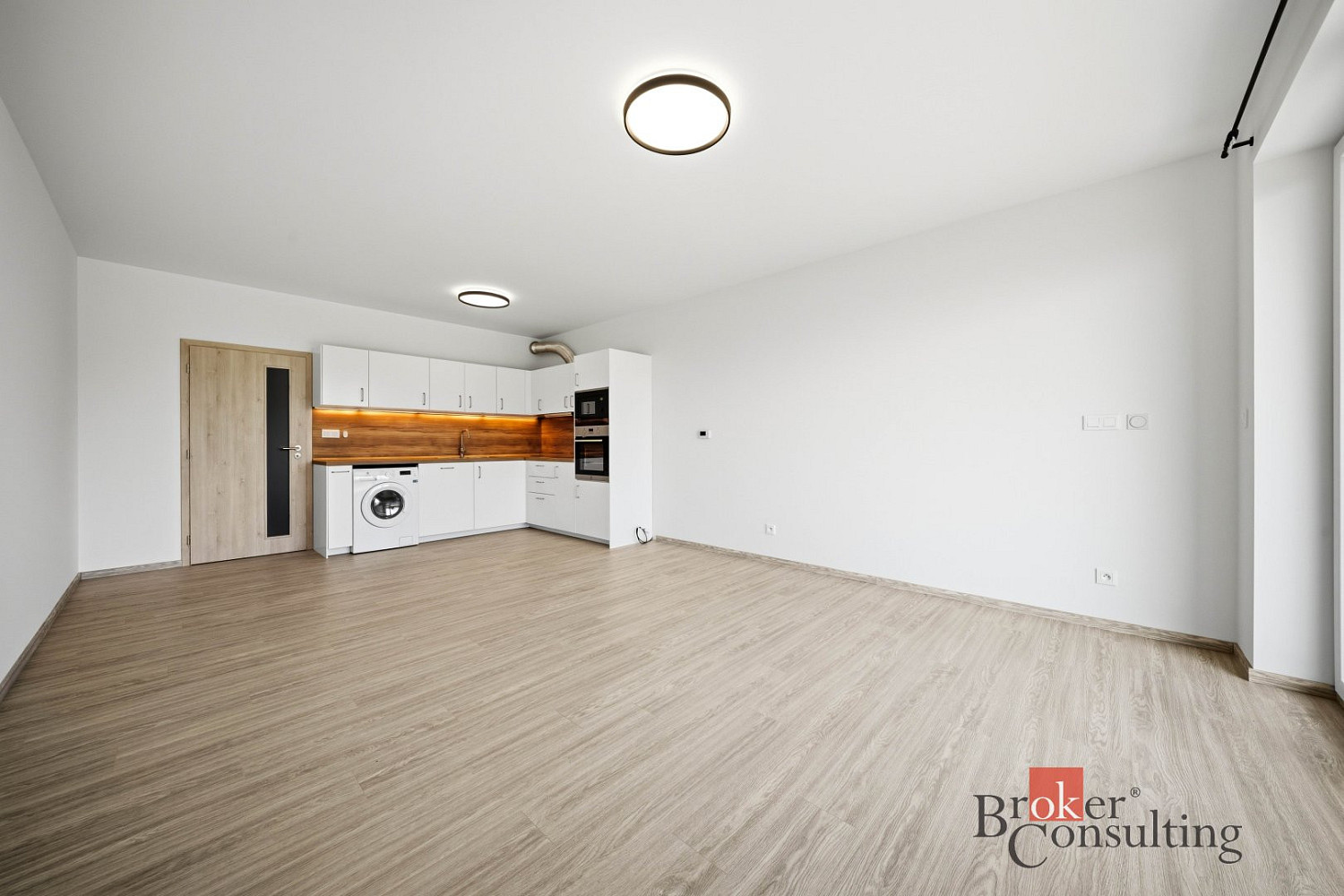 Pronájem bytu 1+kk 34 m² — photo 4
