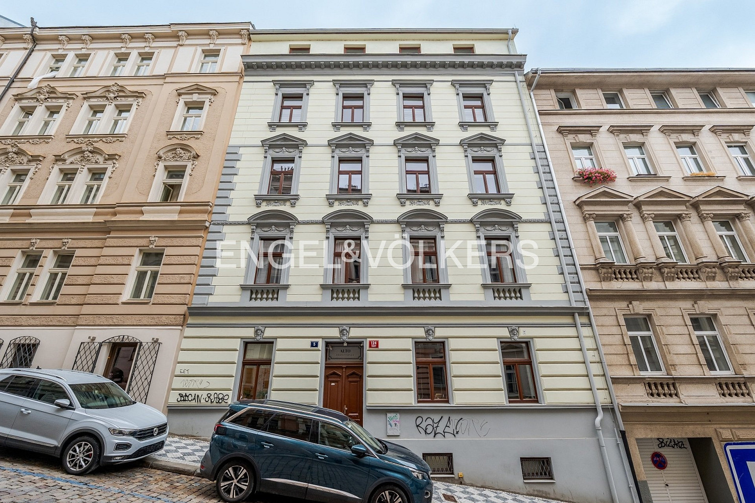 Pronájem obchodních prostor 58 m²