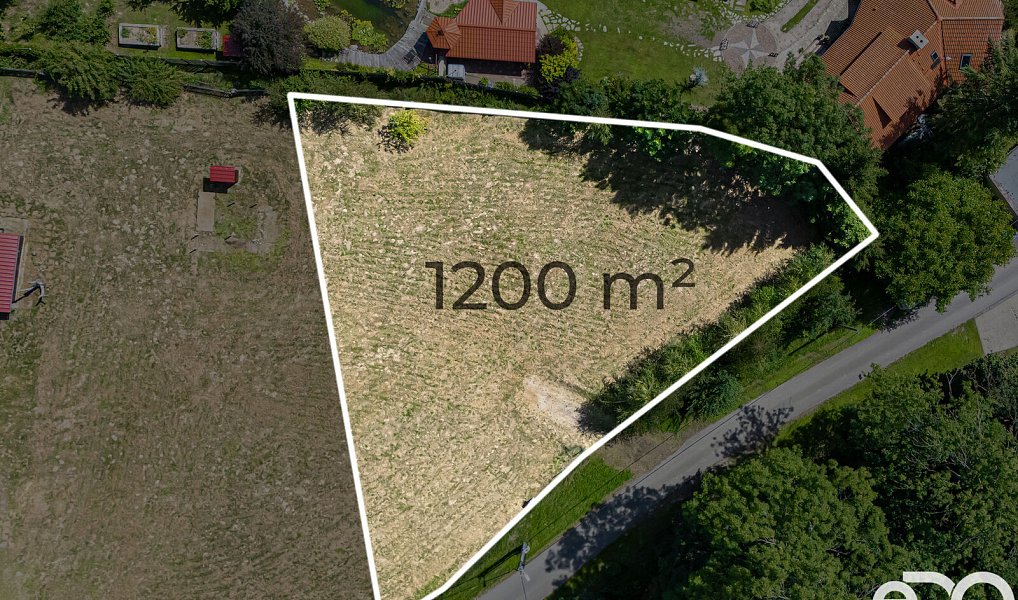 Prodej stavebního pozemku 1 200 m², Jinolice – náhled fotky 4