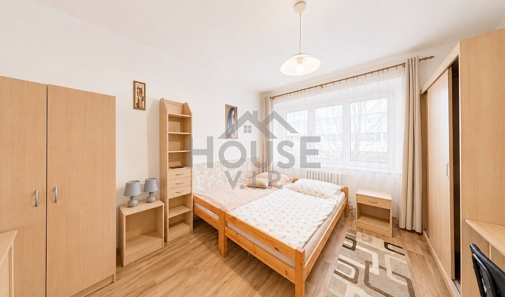 Prodej bytu 3+1 77 m², Praha – náhled fotky 11
