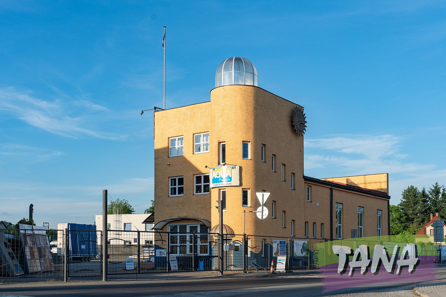 Prodej výrobních prostor 680 m²