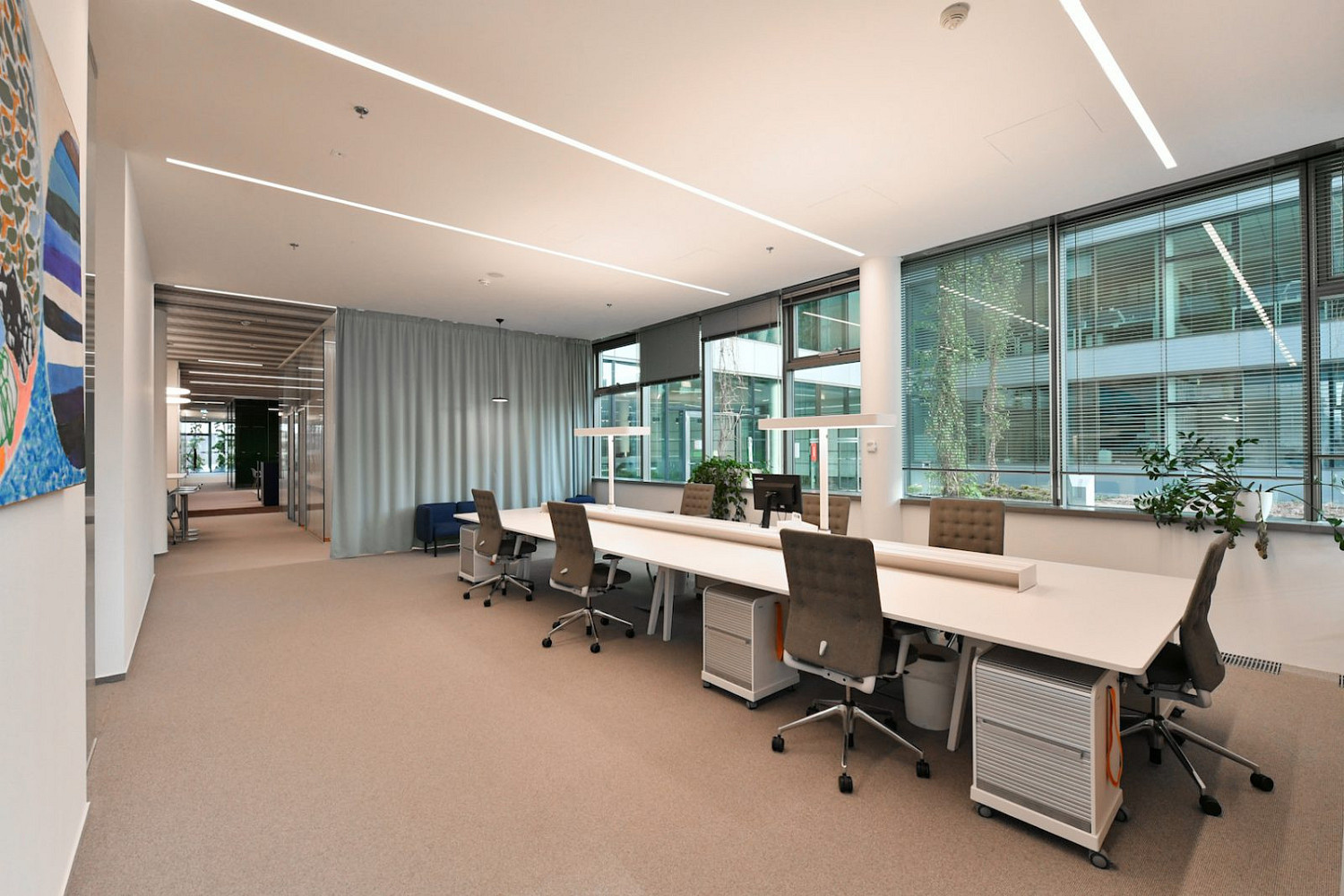 Pronájem kanceláře 1 047 m² – fotografie 5