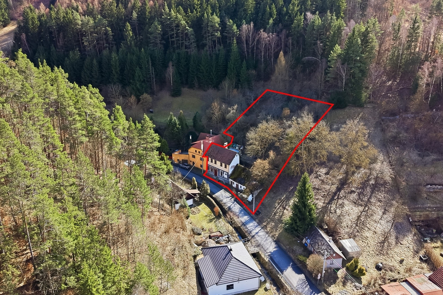 Prodej domu 140 m² s pozemkem 1 817 m²