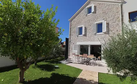 Prodej domu 108 m² s pozemkem 240 m², Vodice, Sibensko-kninska zupanija, Chorvatsko