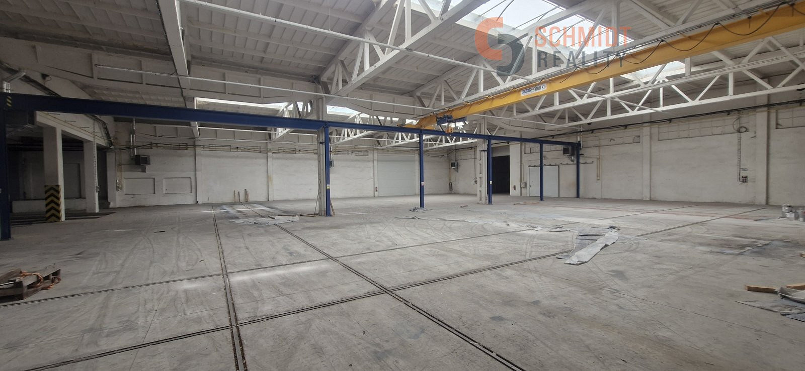 Pronájem výrobních prostor 1 300 m² – fotografie 3