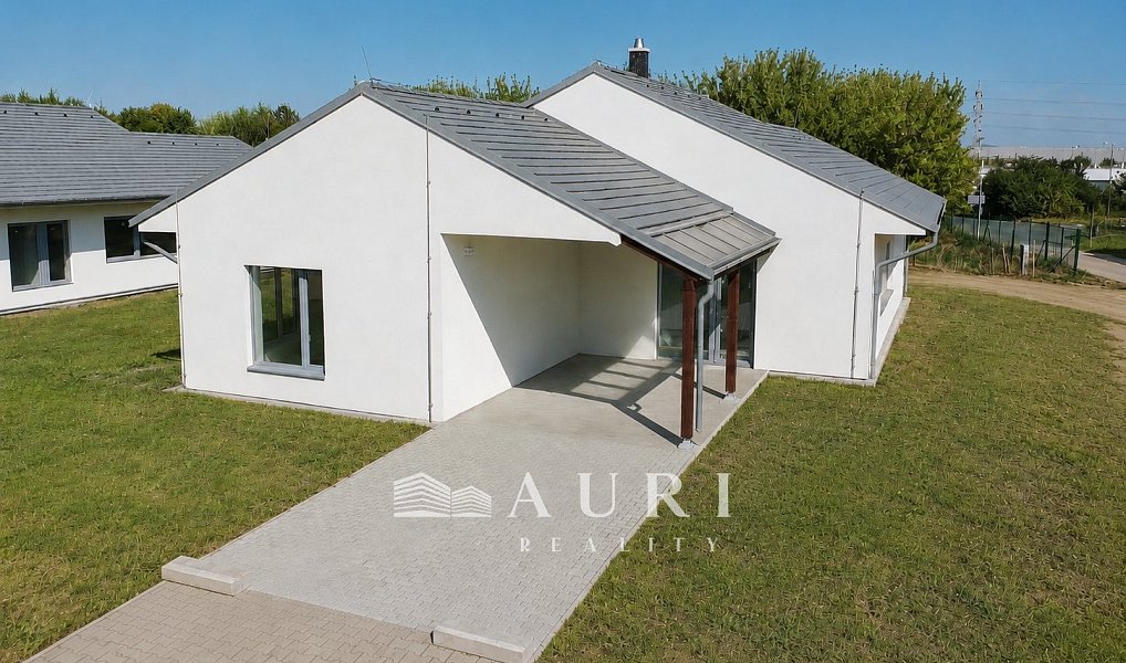 Prodej domu 158 m² s pozemkem 1 020 m², Kozomín – náhled fotky 9