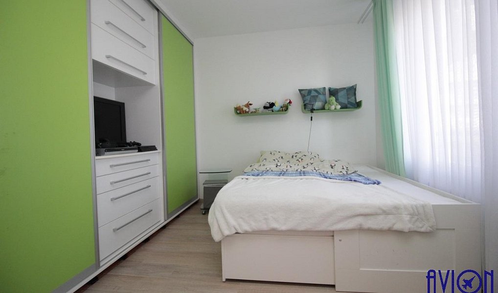 Pronájem domu 142 m² s pozemkem 347 m², Praha – náhled fotky 19