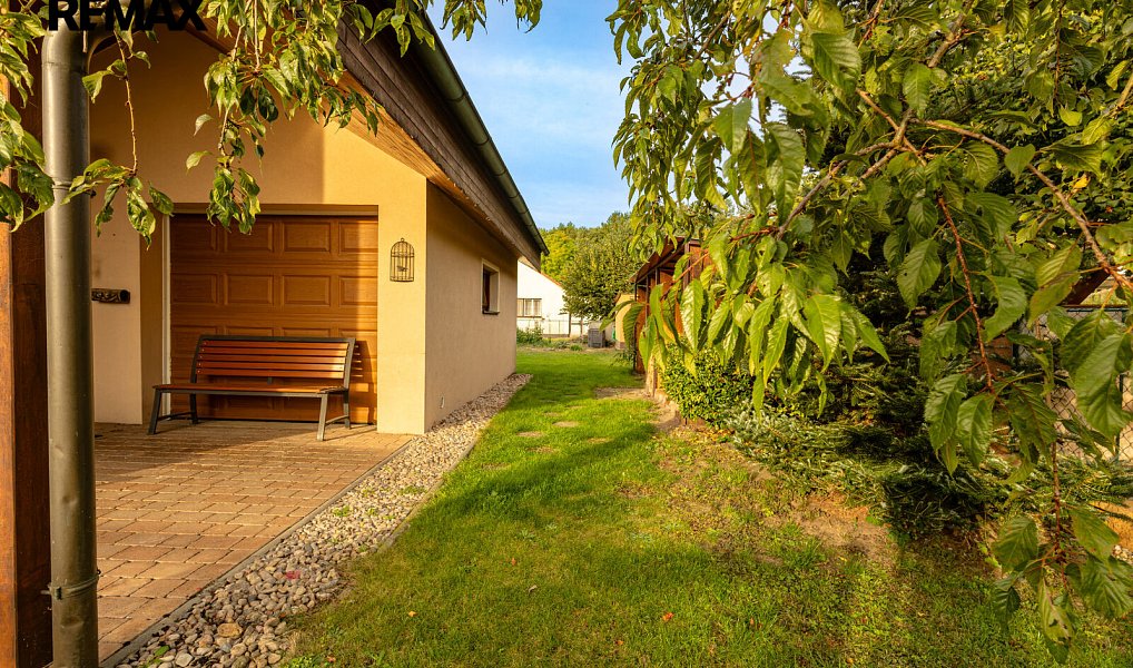 Prodej domu 155 m² s pozemkem 614 m², Rybitví – náhled fotky 20