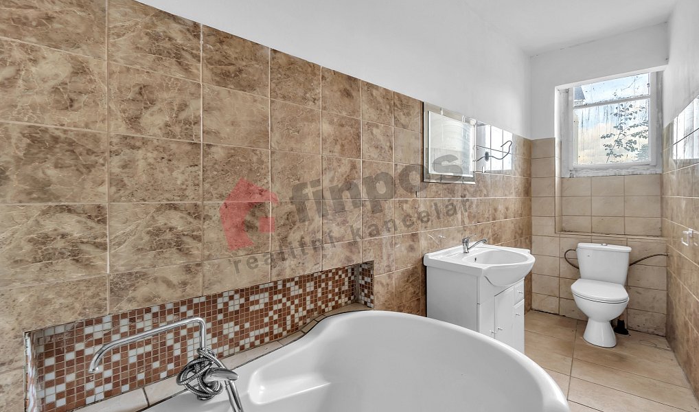 Prodej domu 310 m² s pozemkem 1 757 m², Chlumec nad Cidlinou – náhled fotky 6