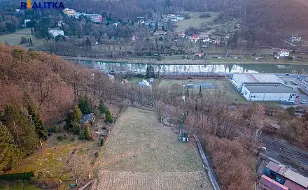 Prodej stavebního pozemku 1 871 m², Hranice, okres Přerov