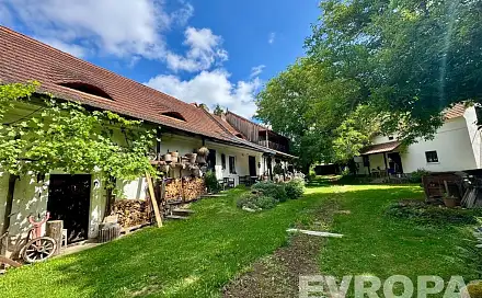 Prodej chaty/chalupy 625 m² s pozemkem 2 517 m², Čerňovice, okres Plzeň-sever