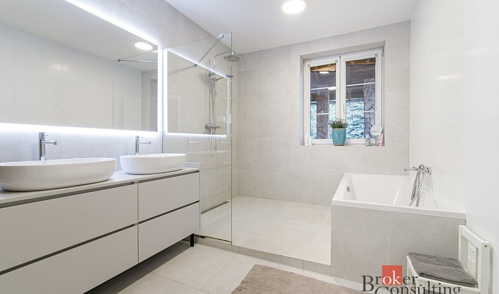 Pronájem domu 179 m² s pozemkem 1 214 m², Ostrava – náhled fotky 17