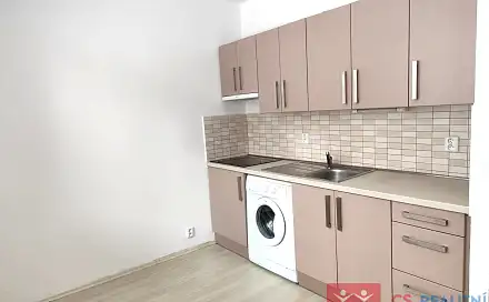 Pronájem bytu 1+1 35 m², Gagarinova, Znojmo