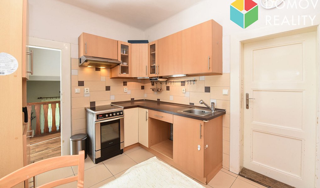 Prodej domu 220 m² s pozemkem 831 m², Beroun – náhled fotky 24