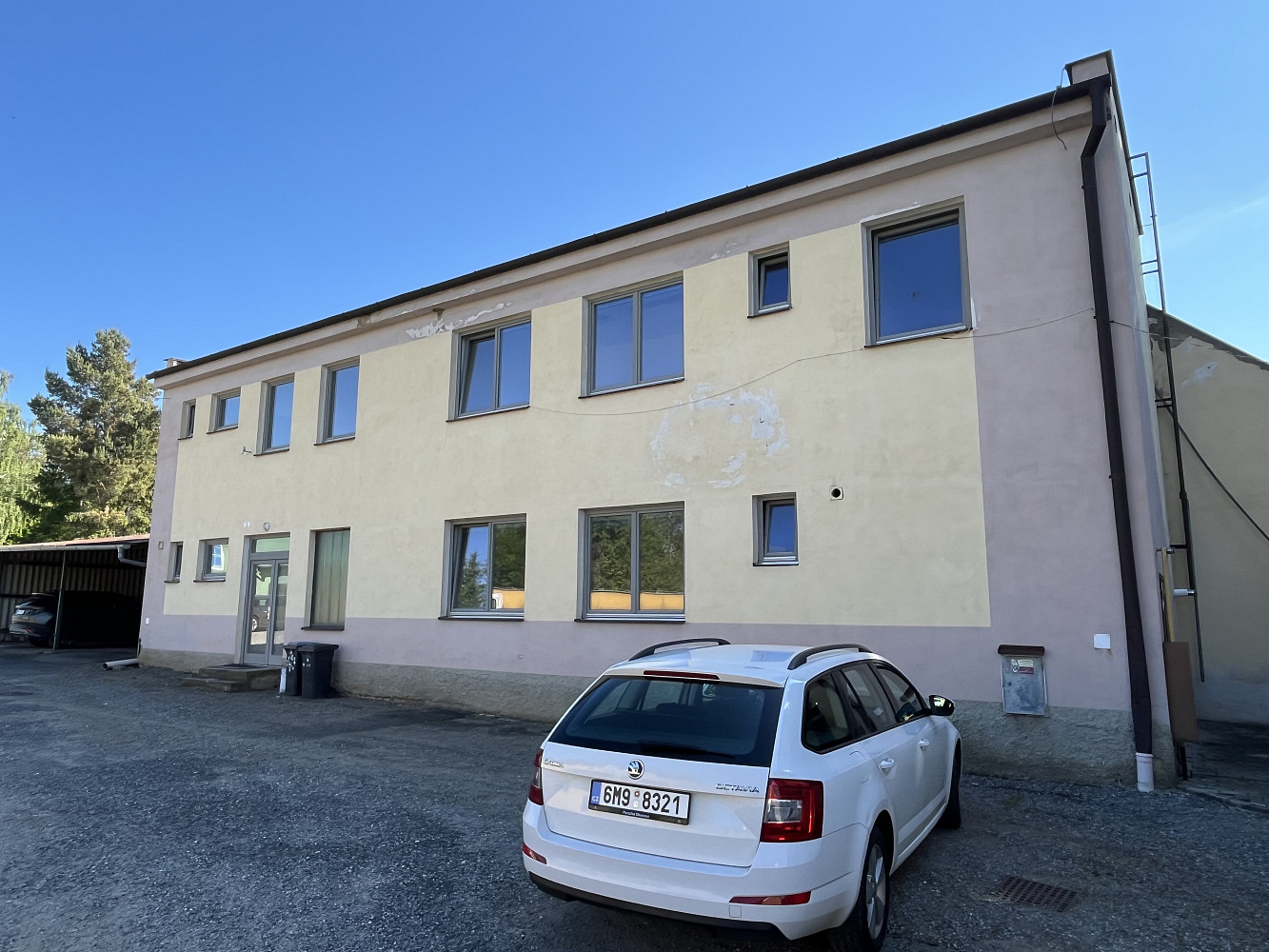 Pronájem kanceláře 156 m² rezervováno
