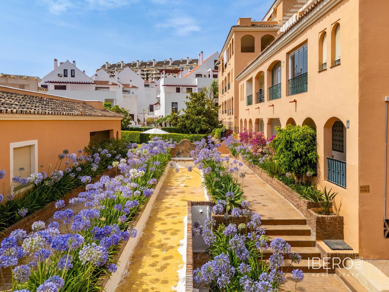 Piso 4+kk – Marbella, Nueva Andalucía - Vista 2