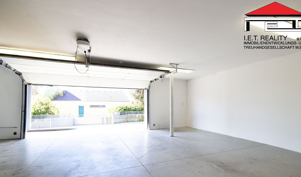 Prodej domu 326 m² s pozemkem 2 960 m², Židlochovice – náhled fotky 12