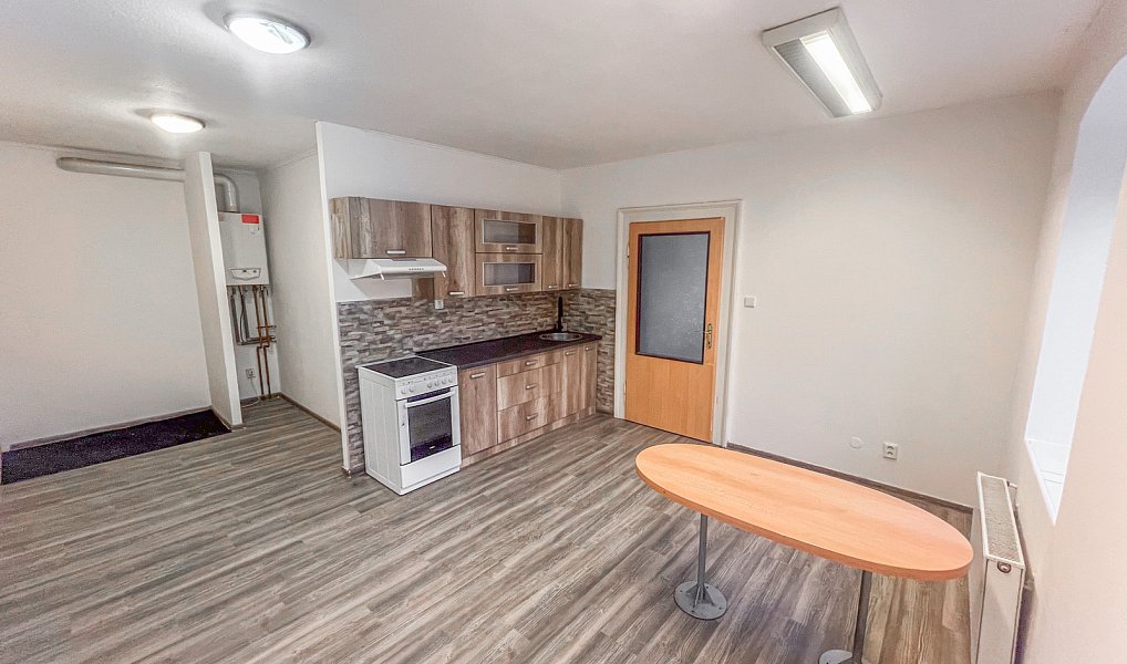 Prodej nájemního domu, činžáku 251 m², Varnsdorf – náhled fotky 29