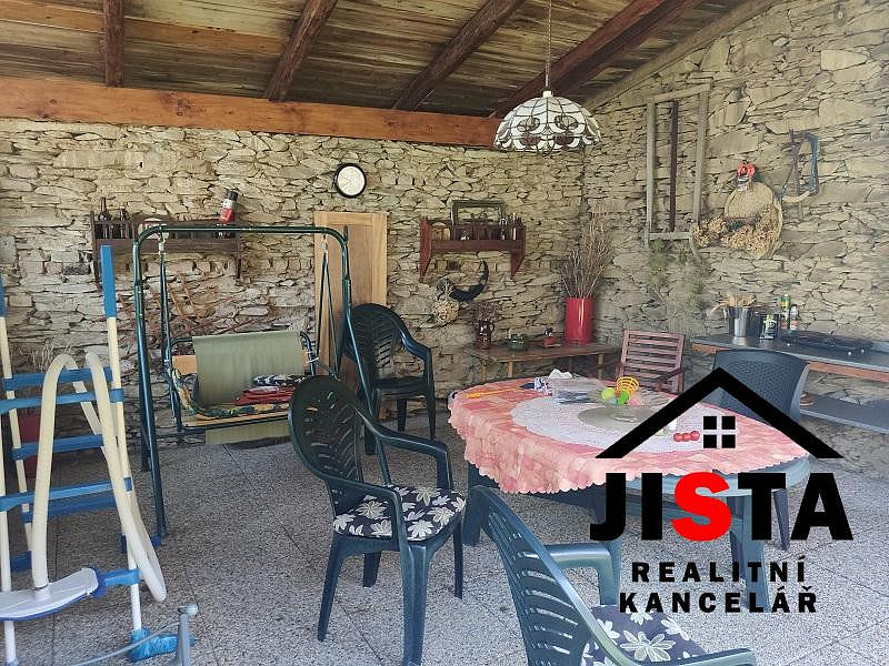 Prodej domu 250 m² s pozemkem 1 873 m² – fotografie 4
