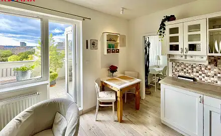 Pronájem bytu 2+kk 32 m², U družstva Ideál, Praha 4 - Nusle