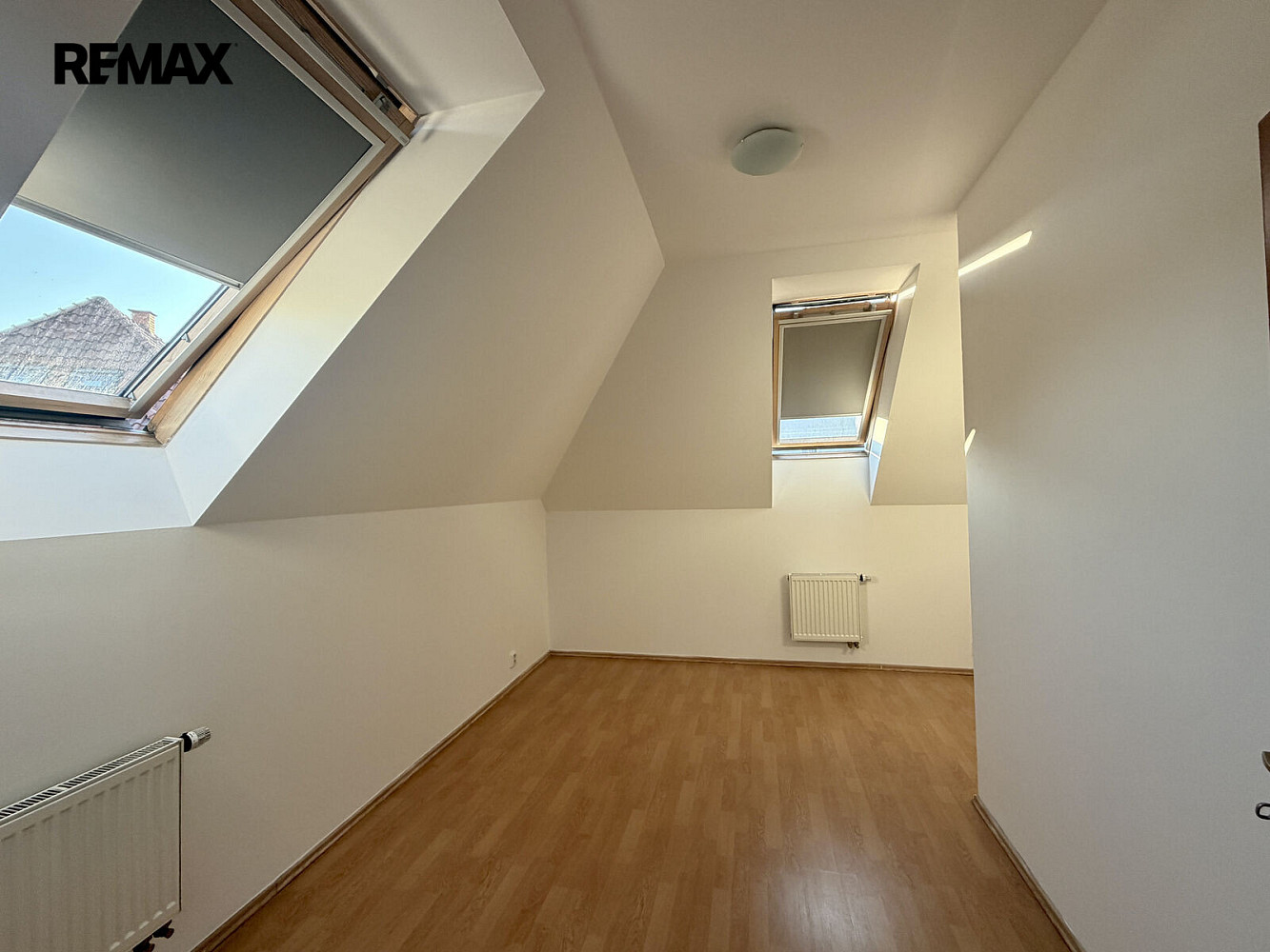 Pronájem bytu 2+kk 50 m² – fotografie 3