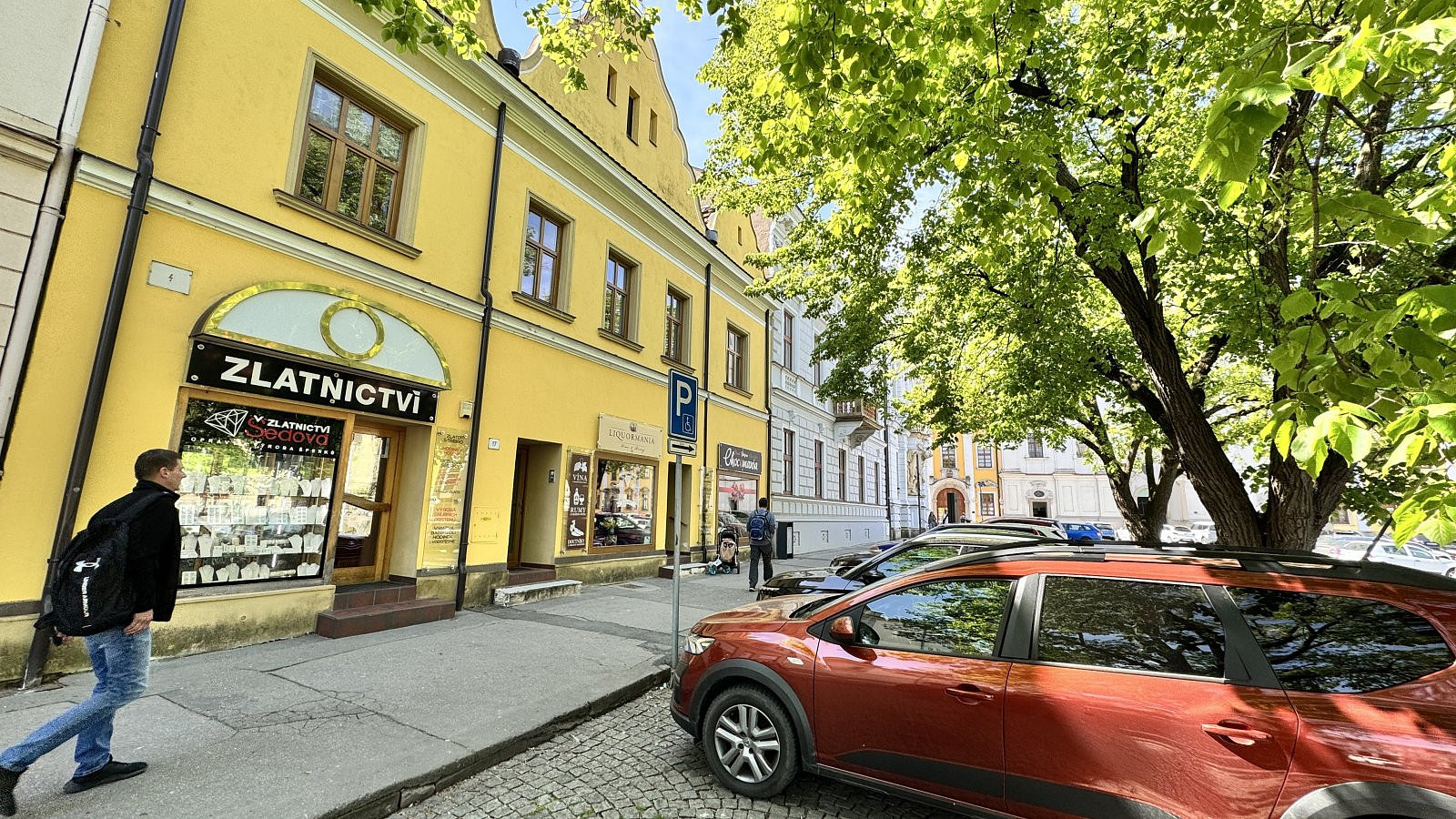 Pronájem bytu 3+kk 80 m²