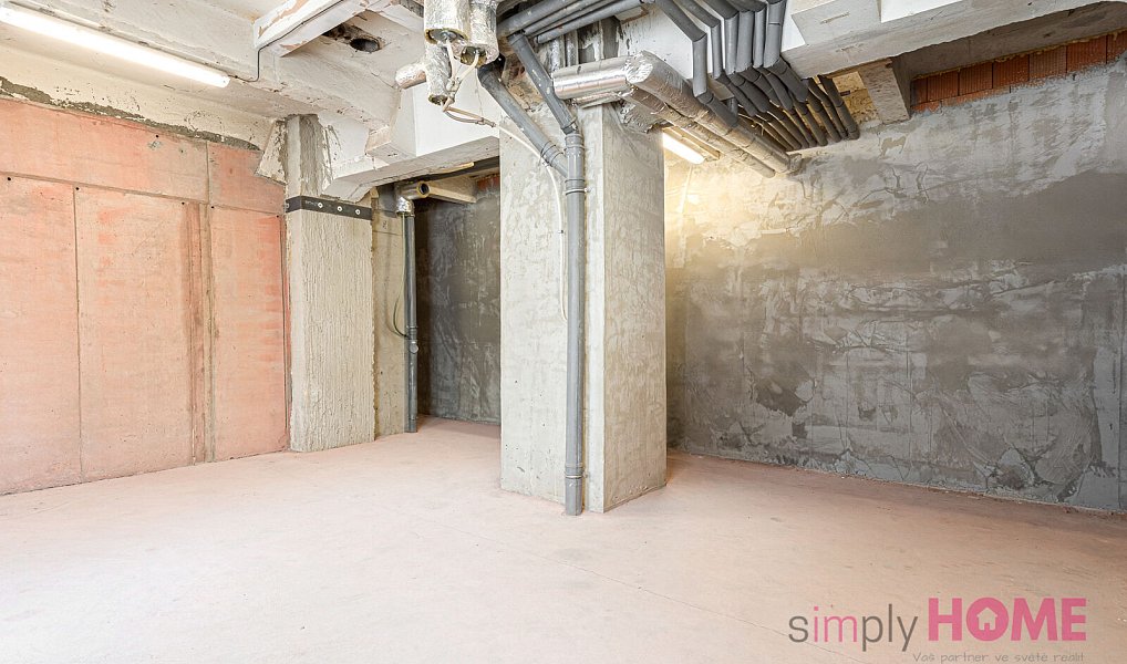 Prodej kanceláře 147 m², Praha – náhled fotky 16