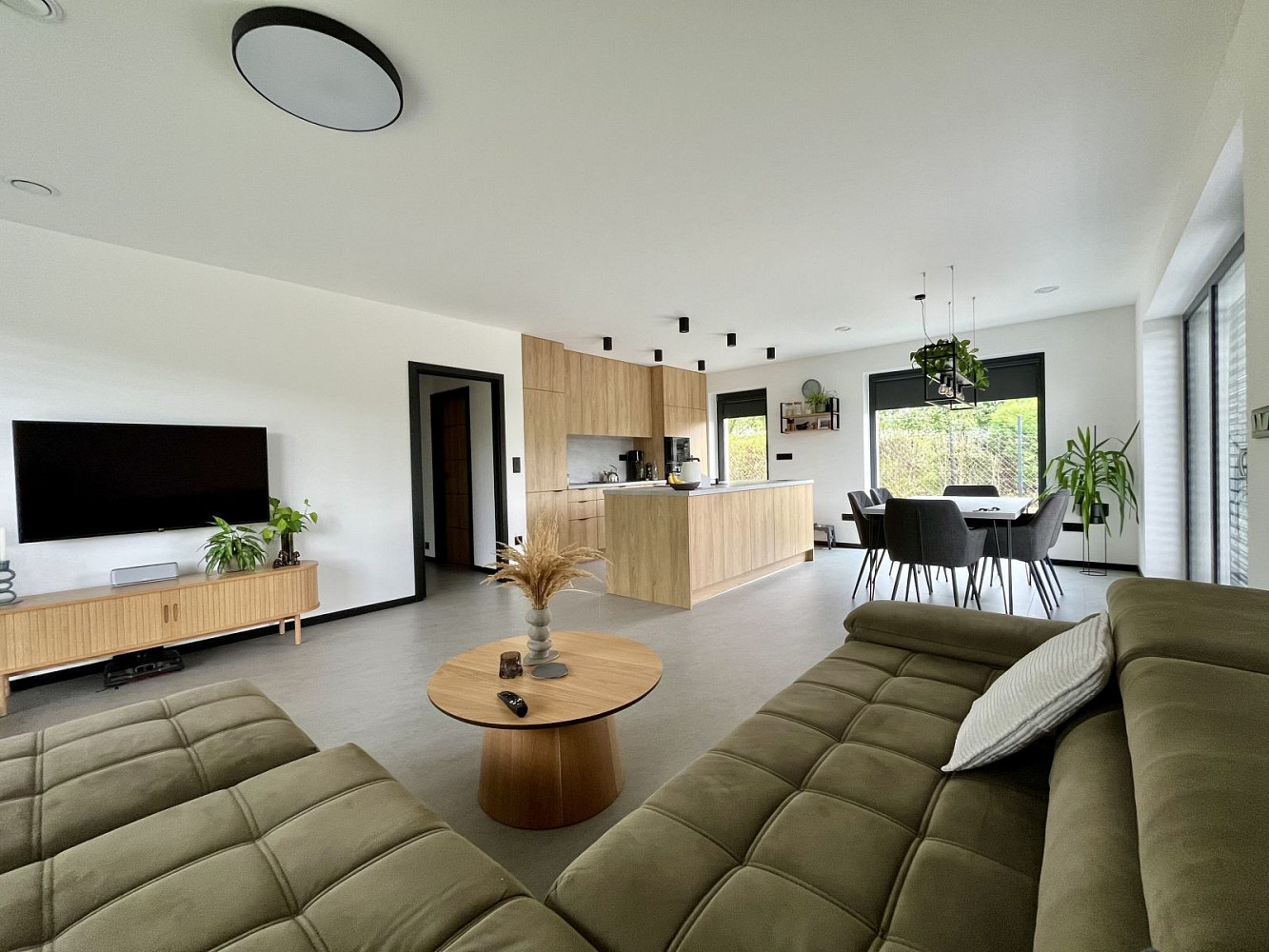 Prodej domu 122 m² s pozemkem 1 330 m² – fotografie 2