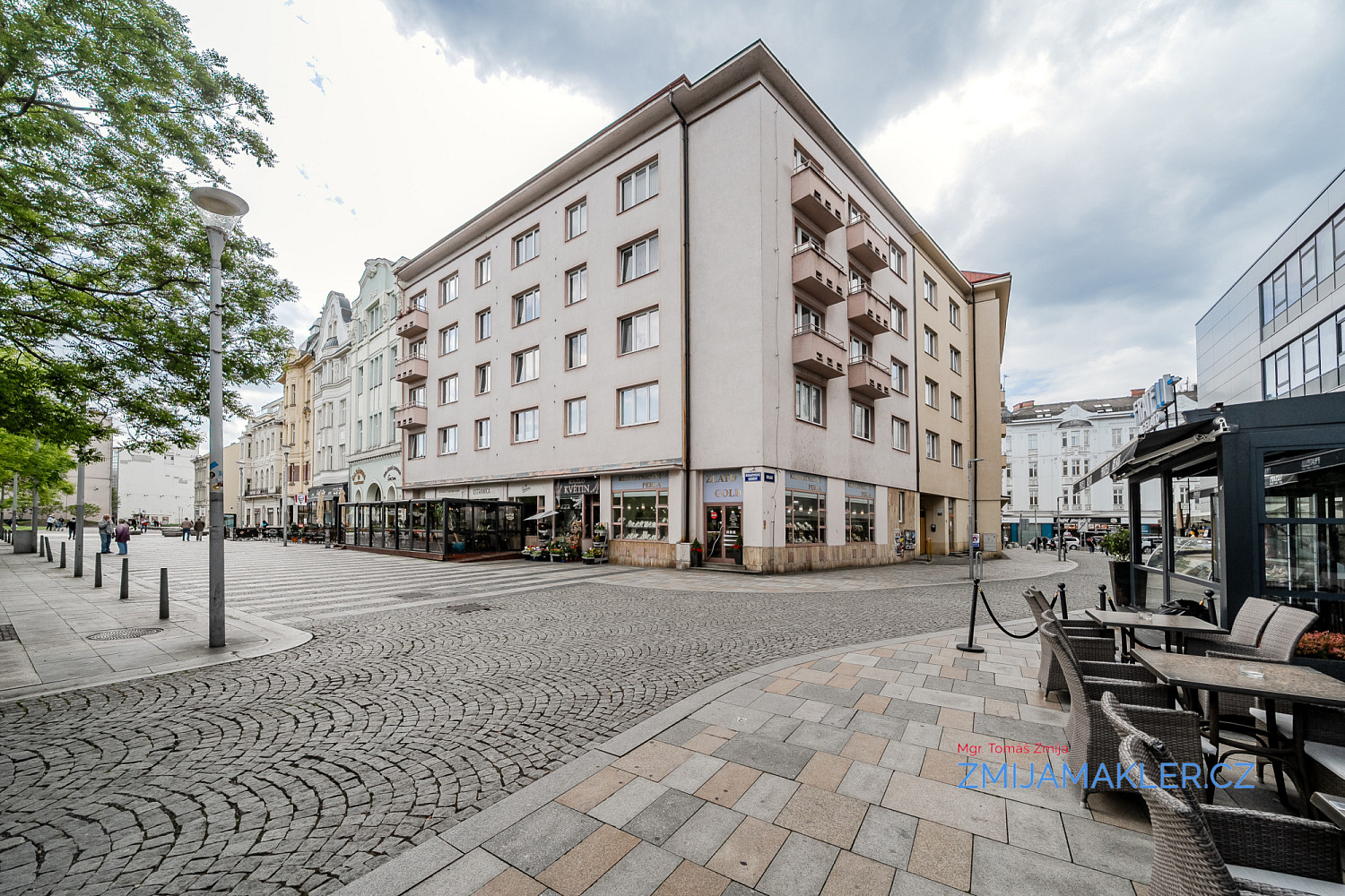 Pronájem bytu 3+1 82 m² - Widok 2