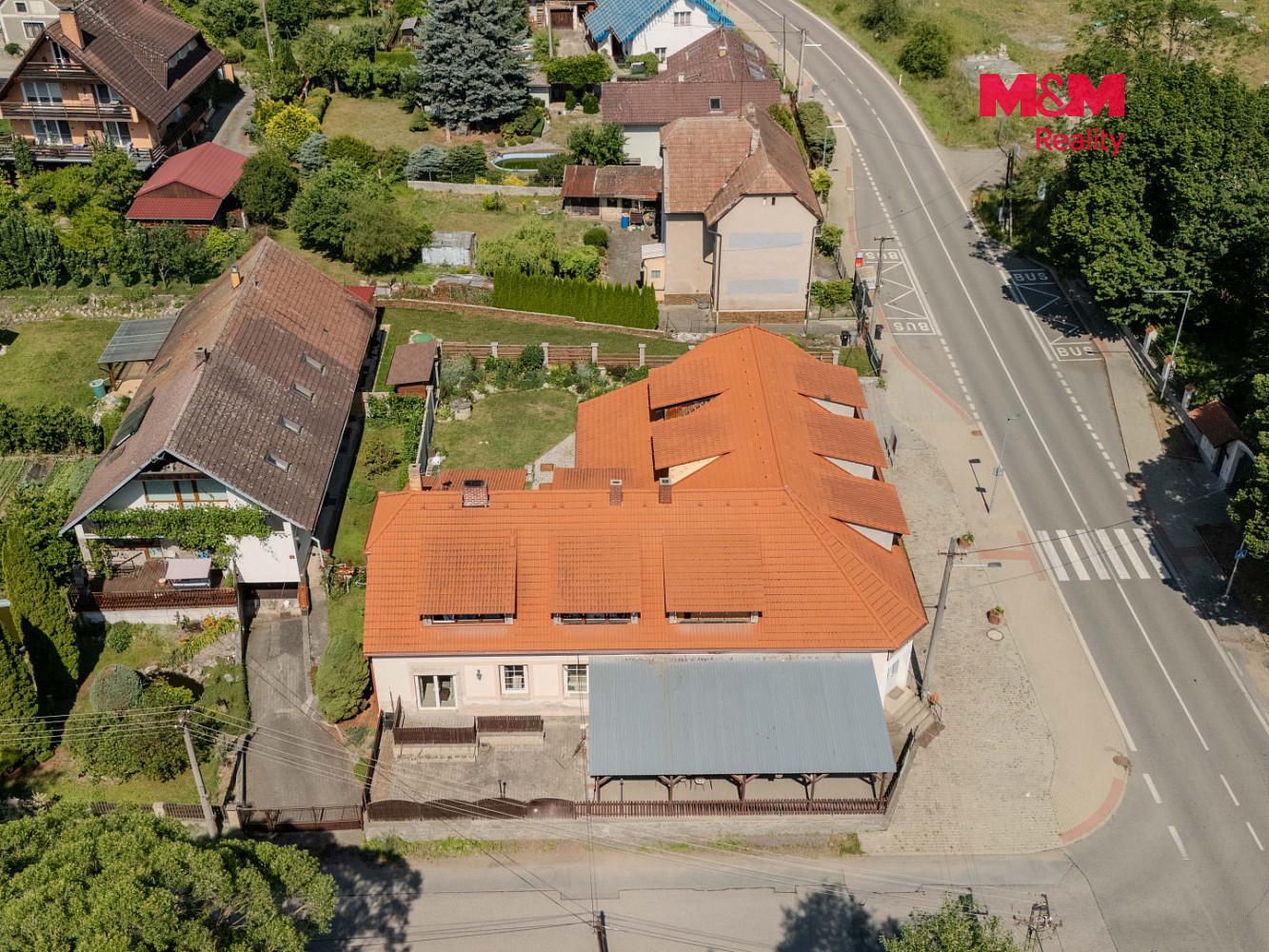 Prodej domu 350 m² s pozemkem 922 m² — photo 2