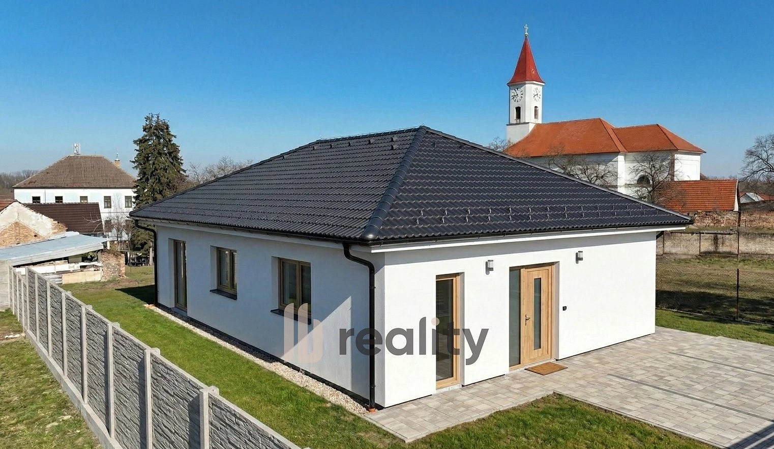 Prodej domu 102 m² s pozemkem 647 m²