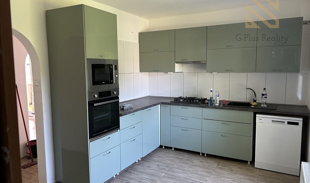 Prodej domu 196 m² s pozemkem 1 929 m², Lukavec – náhled fotky 4