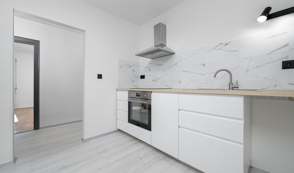 Pronájem bytu 3+1 71 m², Liberec – náhled fotky 9