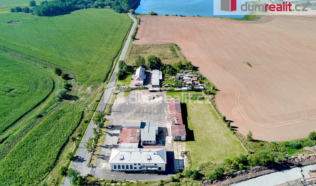 Prodej výrobních prostor 2 500 m², Štědrá – náhled fotky 31