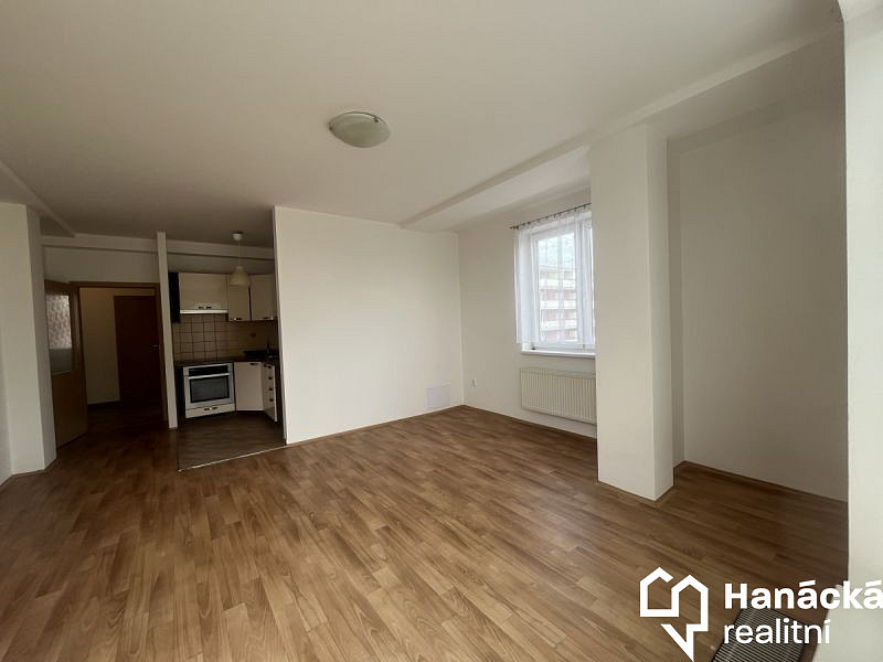 Pronájem bytu 2+kk 49 m² – fotografie 3