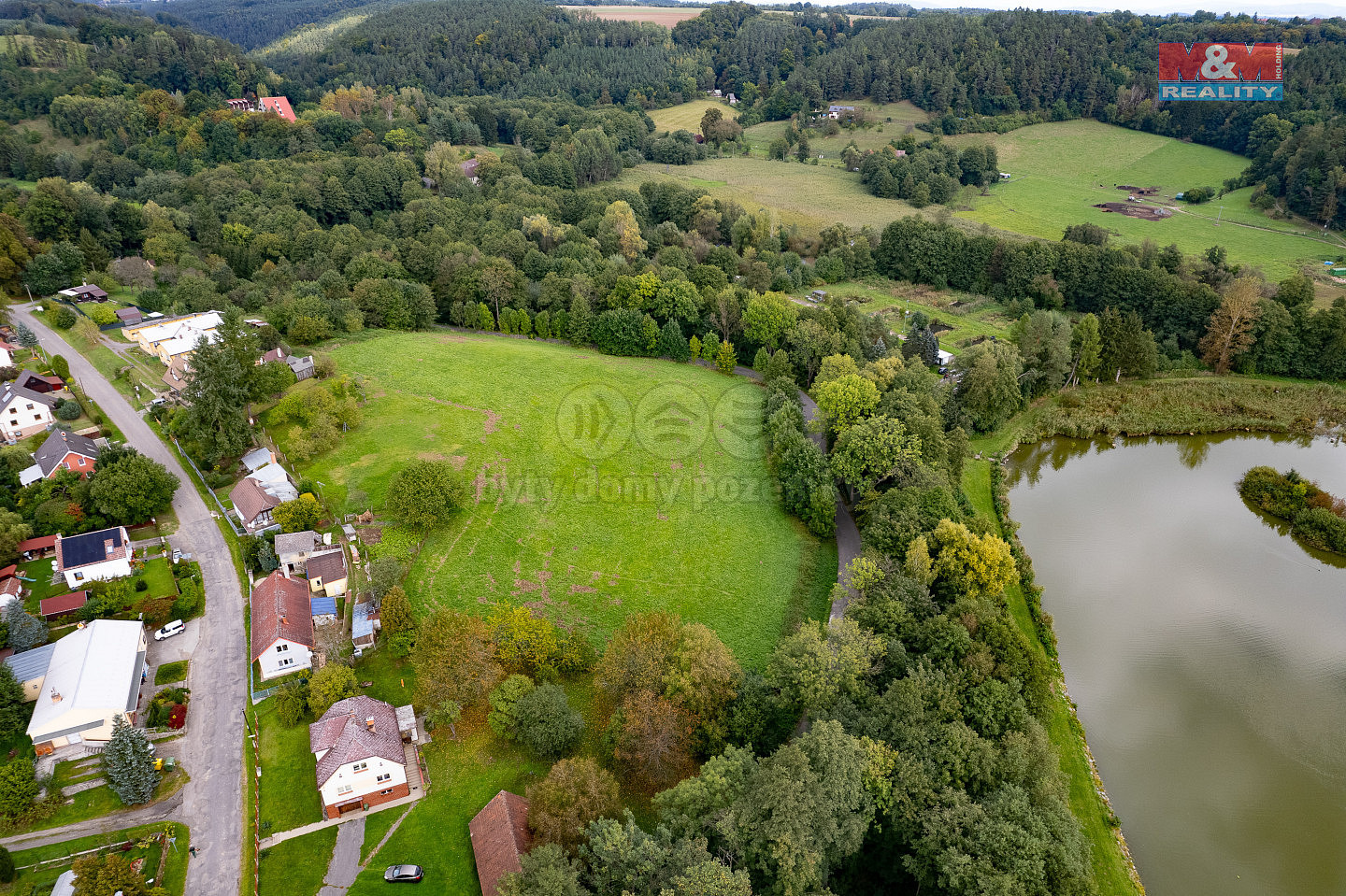Prodej stavebního pozemku 6 533 m² – pohled 3