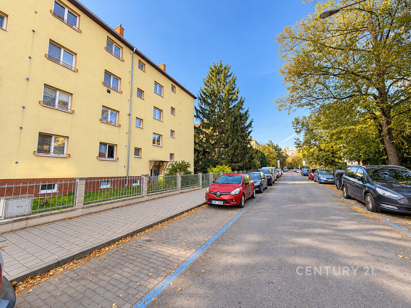 Pronájem bytu 2+1 48 m² – fotografie 2